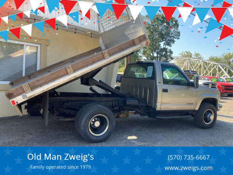2000 Chevrolet C/K 3500 Series for sale at Old Man Zweig's in Plymouth PA
