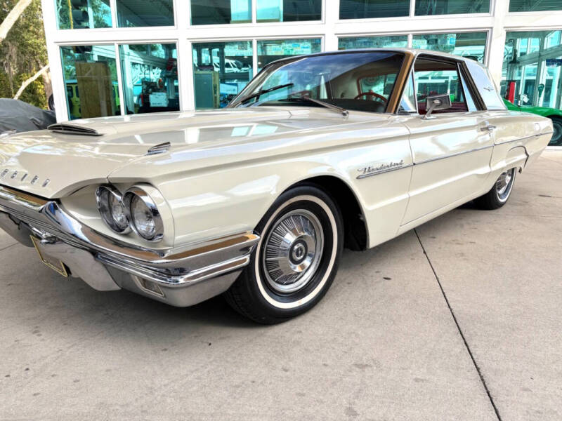 1964 Ford Thunderbird