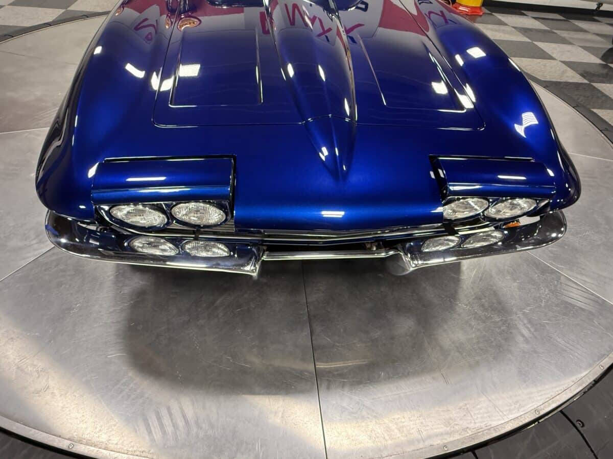1964 Chevrolet Corvette 23