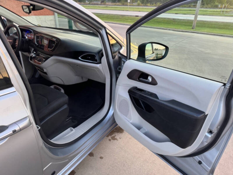 2018 Chrysler Pacifica Touring