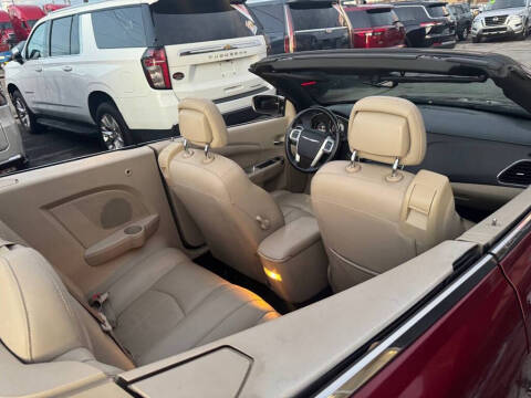 2012 Chrysler 200 Limited