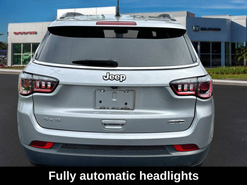 2022 Jeep Compass Latitude Lux