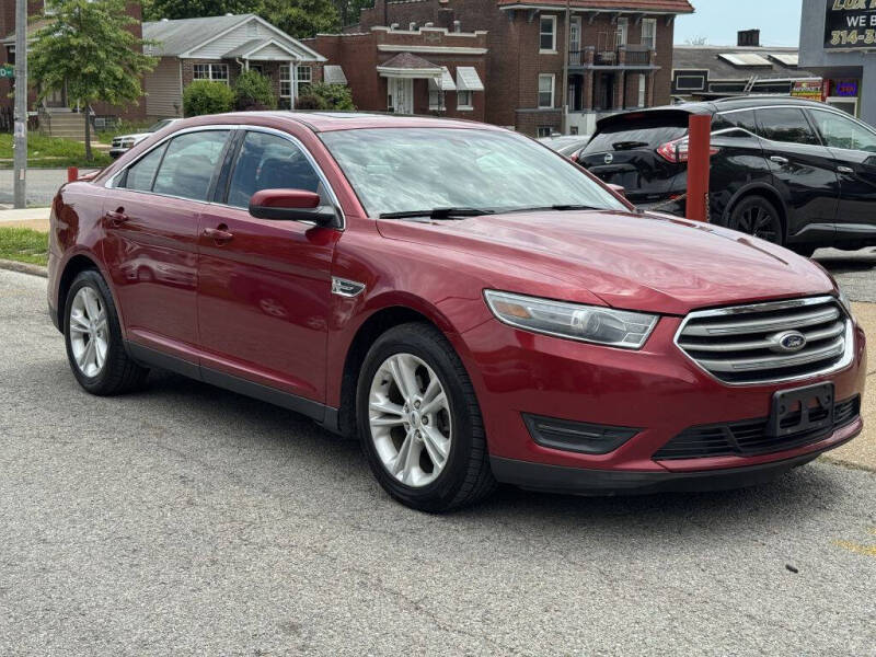 2014 Ford Taurus SEL