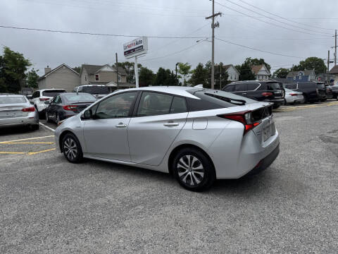 2019 Toyota Prius LE AWD-e