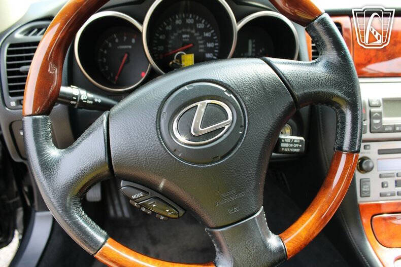 2002 Lexus SC 430