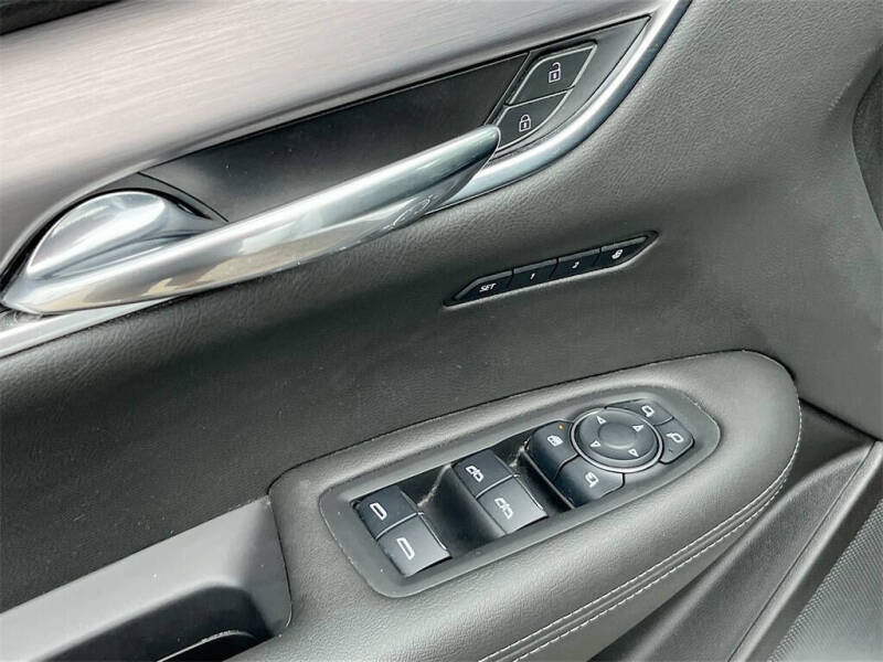 2024 Cadillac XT6 Luxury