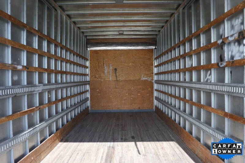 2018 Freightliner M2 106