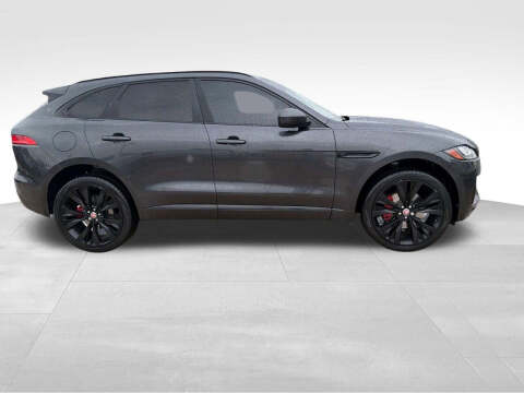 2018 Jaguar F-PACE S