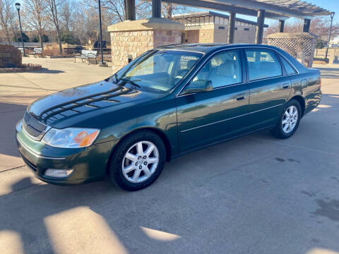 2000 Toyota Avalon for sale at Imperial Group in Sioux Falls SD