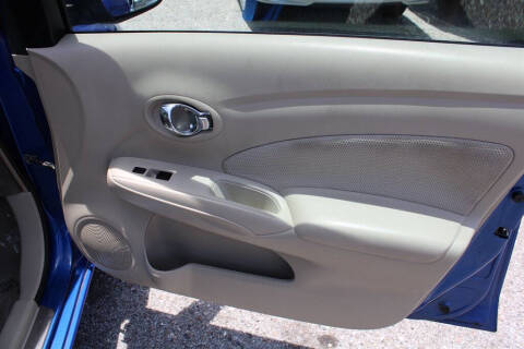 2013 Nissan Versa 1.6 S