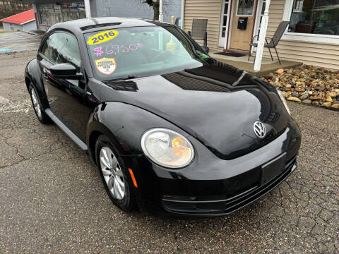 2016 Volkswagen Beetle for sale at G & G Auto Sales in Steubenville OH