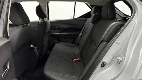 2022 Nissan Kicks SV