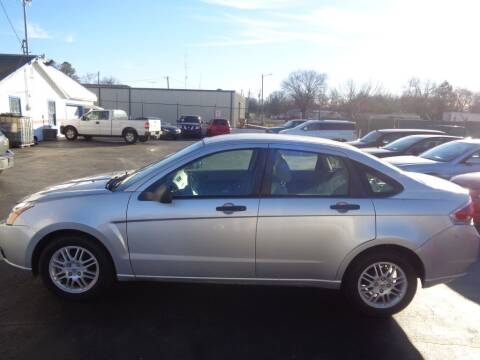 2010 Ford Focus for sale at Cars Unlimited Inc in Lebanon TN