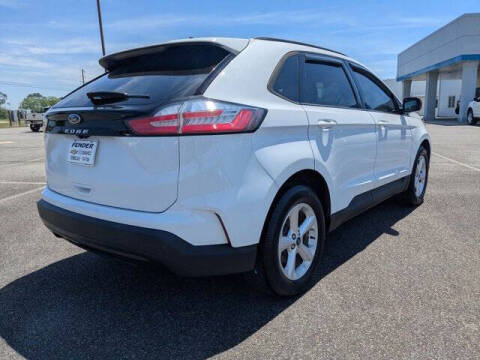 2021 Ford Edge SE