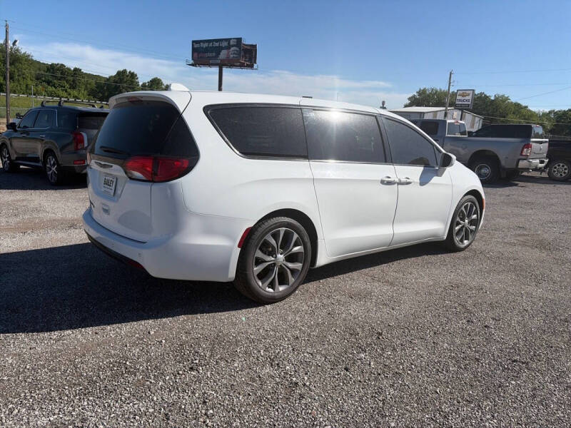 2018 Chrysler Pacifica Touring Plus
