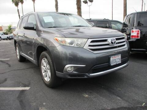 2011 Toyota Highlander for sale at F & A Car Sales Inc in Ontario CA
