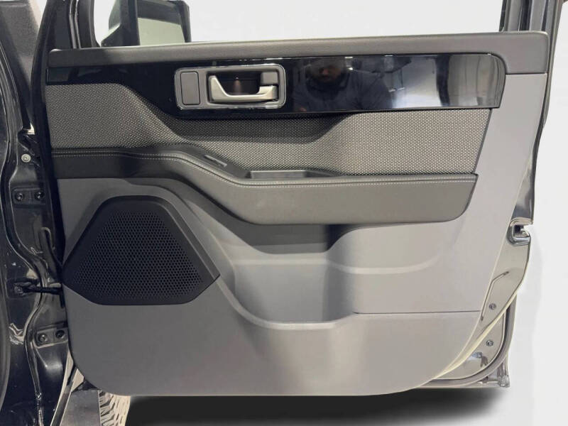 2024 Ineos Grenadier Fieldmaster