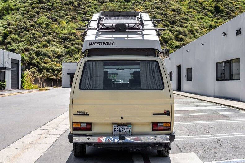 1982 Volkswagen Vanagon Camper
