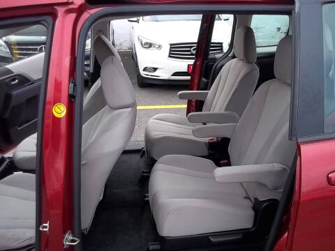 2013 Mazda MAZDA5 Sport