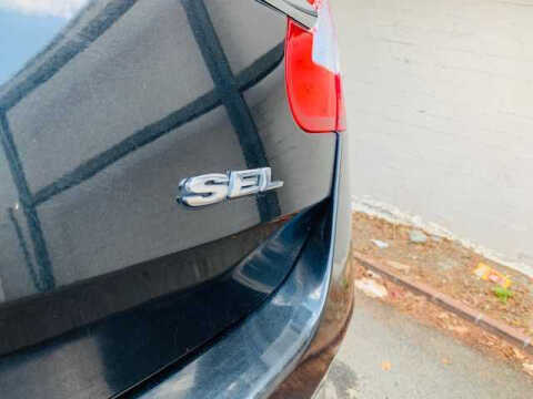 2011 Ford Taurus SEL