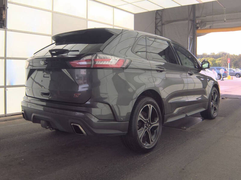 2020 Ford Edge ST