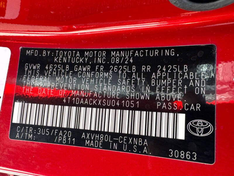 2025 Toyota Camry SE