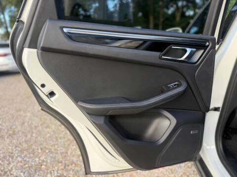 2020 Porsche Macan