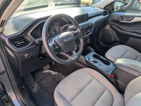 2022 Ford Escape S