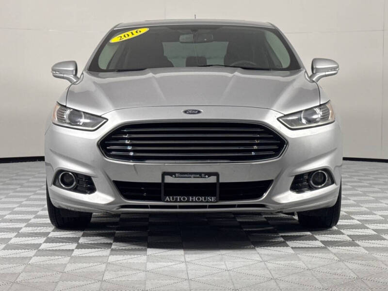 2016 Ford Fusion Titanium photo 12