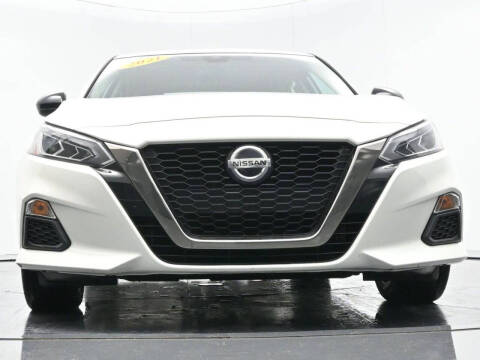 2021 Nissan Altima 2.5 SR