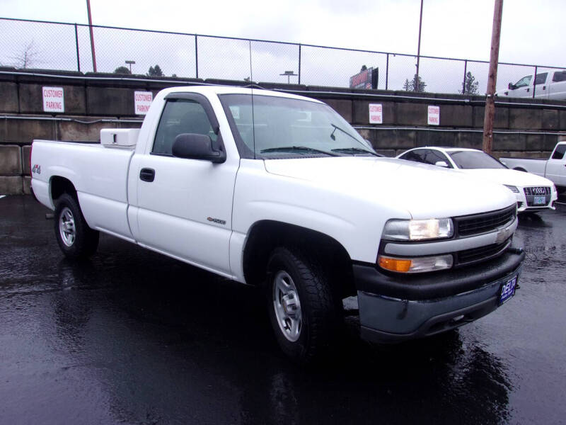 2000 Chevrolet Silverado 1500 for sale at Delta Auto Sales in Milwaukie OR