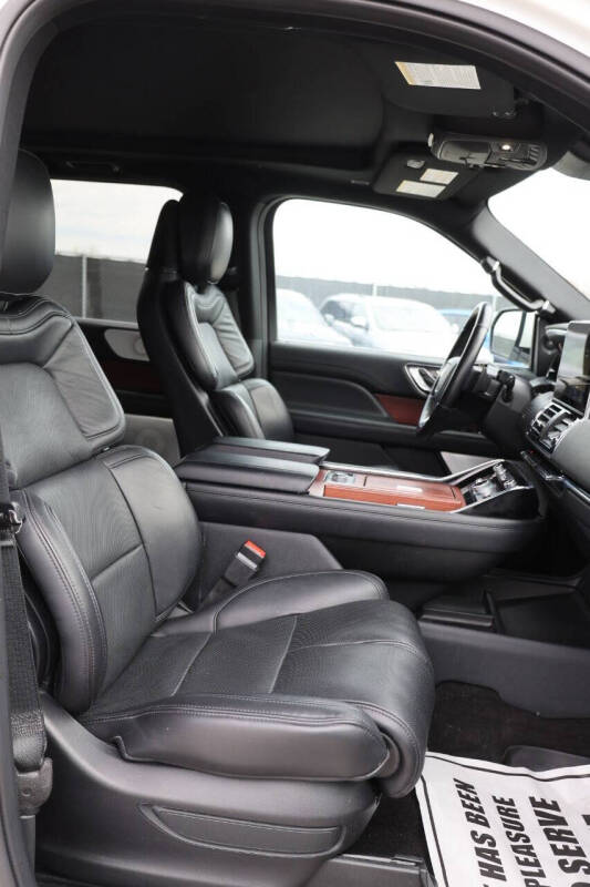 2021 Lincoln Navigator L Reserve