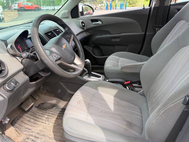 2016 Chevrolet Sonic LT Auto