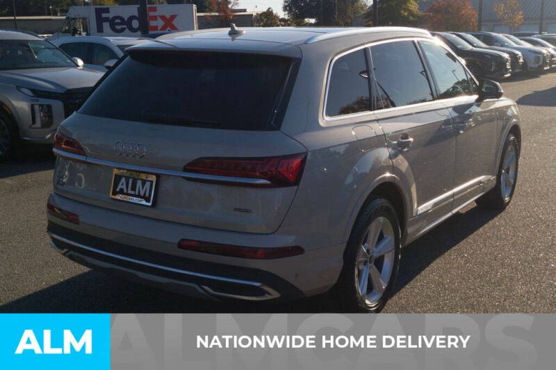 2024 Audi Q7 quattro Premium 45 TFSI