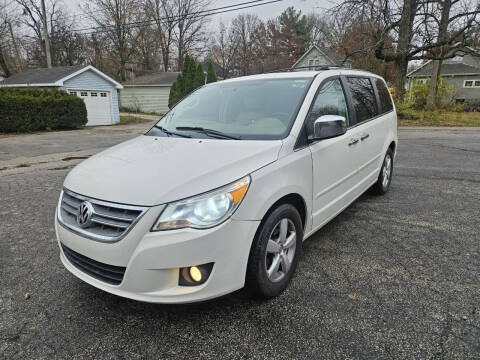 2010 Volkswagen Routan for sale at Wheels Auto Sales in Bloomington IN