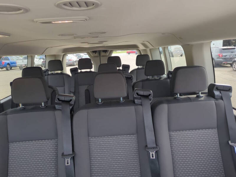 2025 Ford Transit 350 XLT