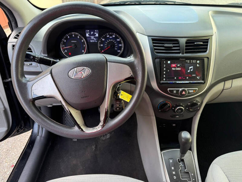 2015 Hyundai Accent GLS