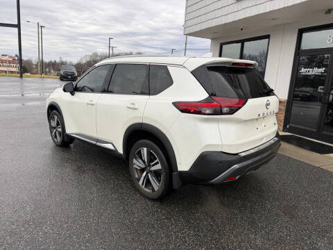 2023 Nissan Rogue SL