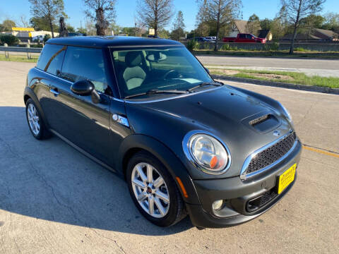 2012 MINI Cooper Hardtop for sale at SARCO ENTERPRISE inc in Houston TX