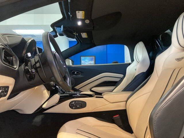 2023 Aston Martin Vantage