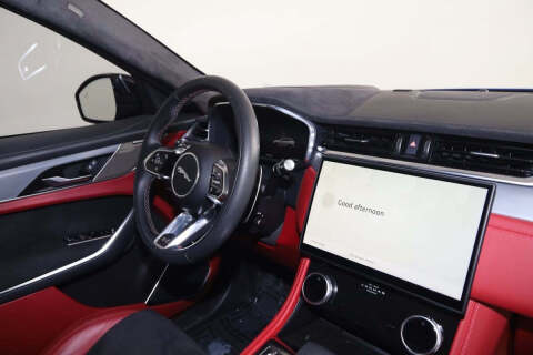 2024 Jaguar F-PACE SVR