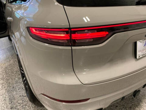 2020 Porsche Cayenne S