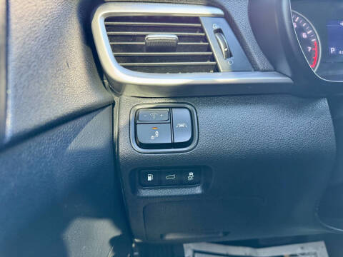 2019 Kia Optima LX