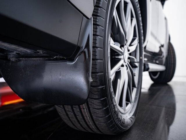 2022 Lexus LX 600 F SPORT Handling