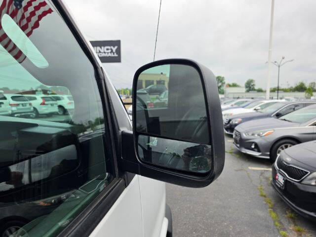 2017 Chevrolet Express 2500