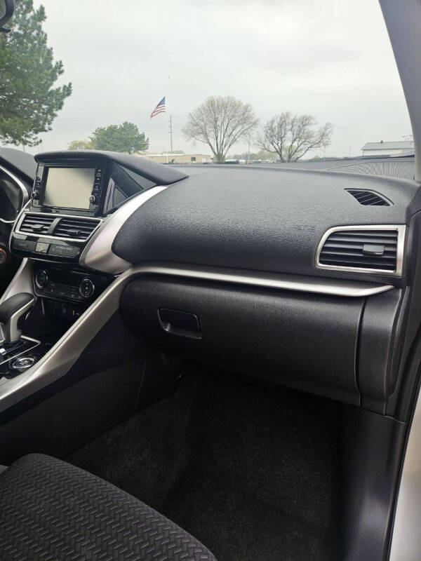 2019 Mitsubishi Eclipse Cross ES