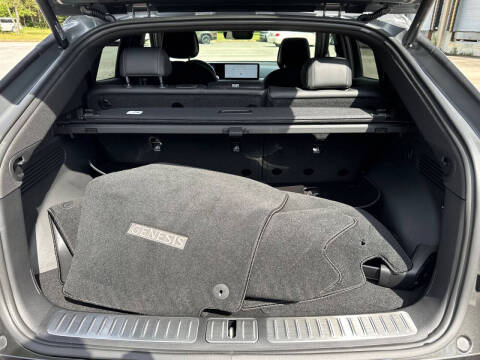 2025 Genesis GV60 Standard