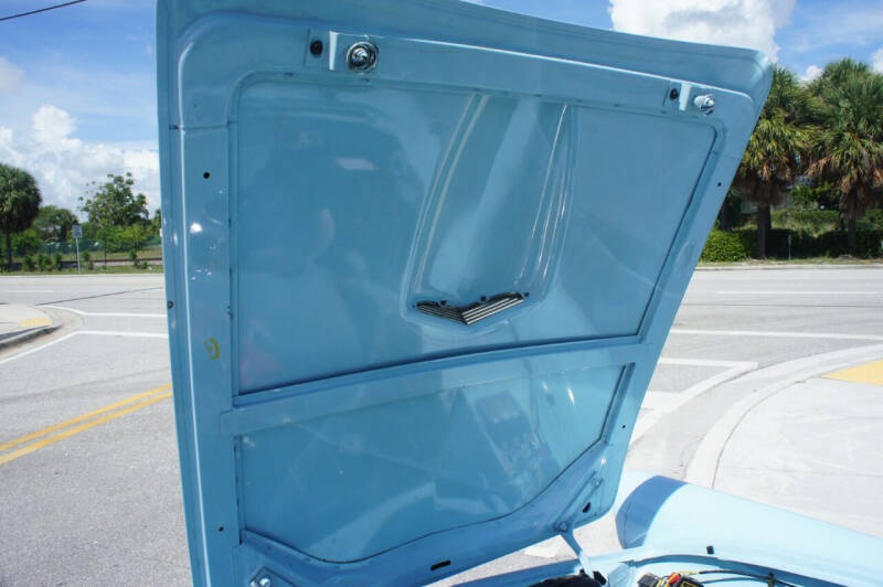 1957 Ford Thunderbird