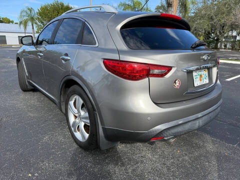 2010 Infiniti FX35