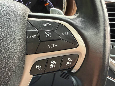 2017 Jeep Grand Cherokee Summit